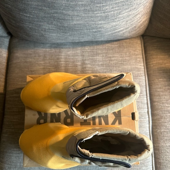 YZY KNIT RNR BT - Picture 4 of 9